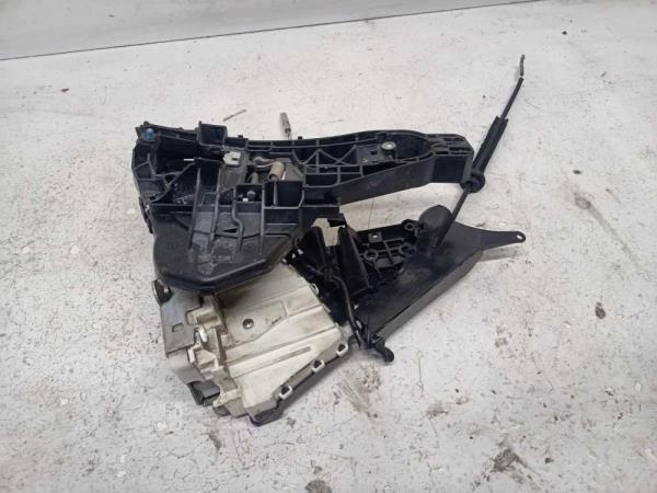 SERRURE DE PORTE AVANT DROIT MERCEDES CLASSE B W245 2005-2011 - Vue 2